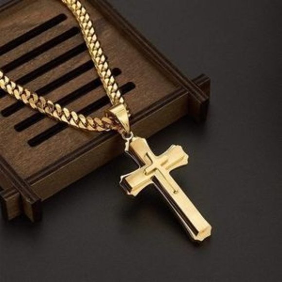 NEW Men’s Gold Cross Cuban Chain Necklace​ - Picture 2 of 5